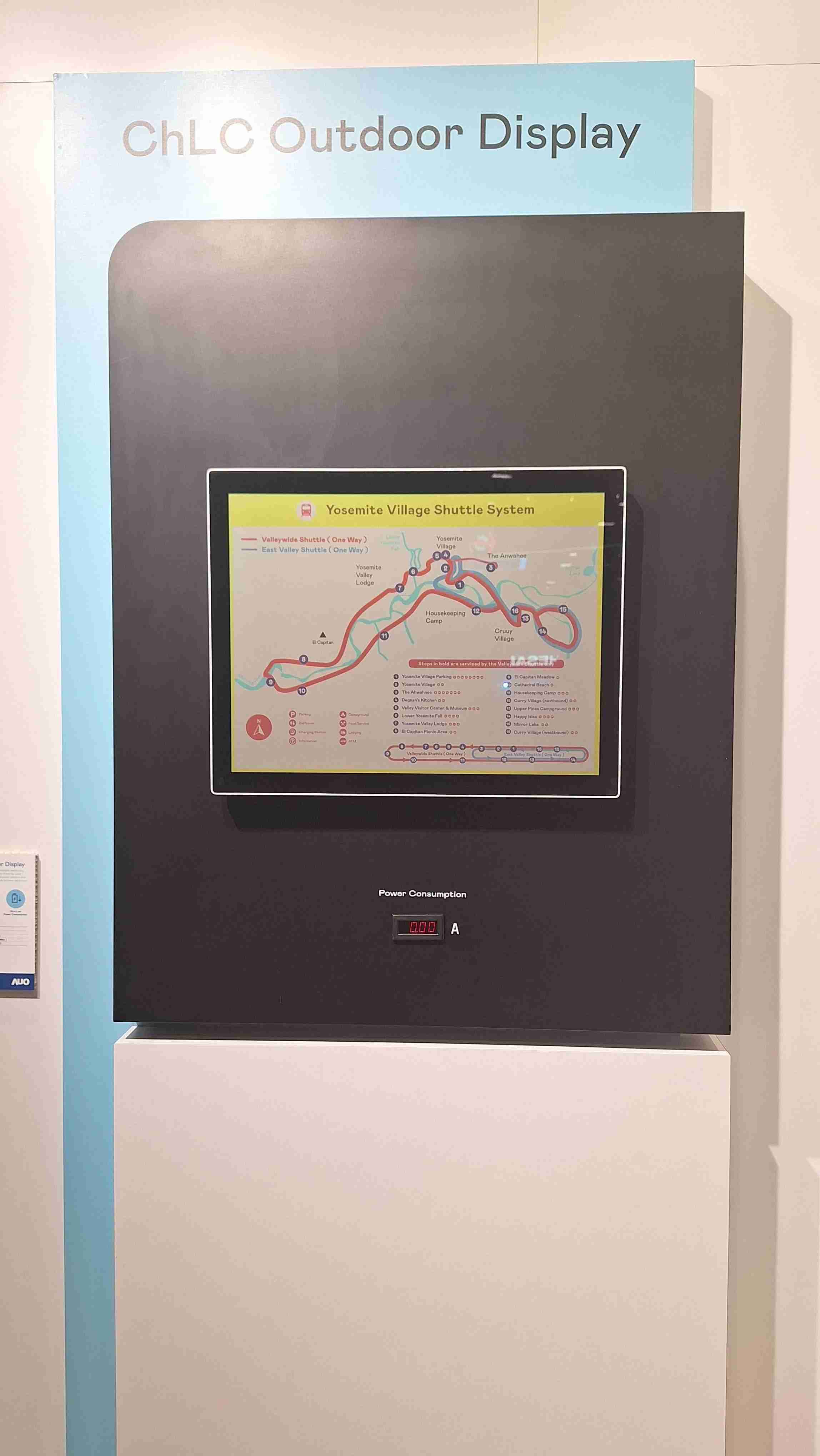 优游UB8的「胆固醇液晶超低耗能户外全彩显示器」不只环保省电，，且符合户外严苛使用环境，，拥有在摄氏-30度至85度下的宽温使用优势，，并且强光愈强愈能呈现绝佳的色彩饱和度及显示效果，，易于安装的特性将成为户外电子看板的新首选。。